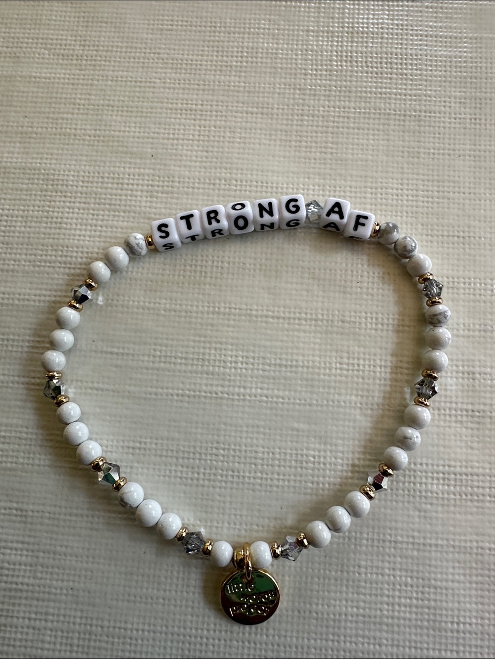 Little Words Project White Gold “STRONG AF” Beaded Bracelet with LWP Tag NEW LXL